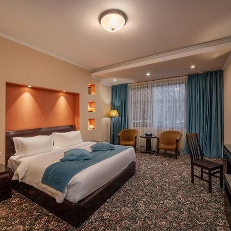 Jannat Regency Hotel Bishkek Luaran gambar