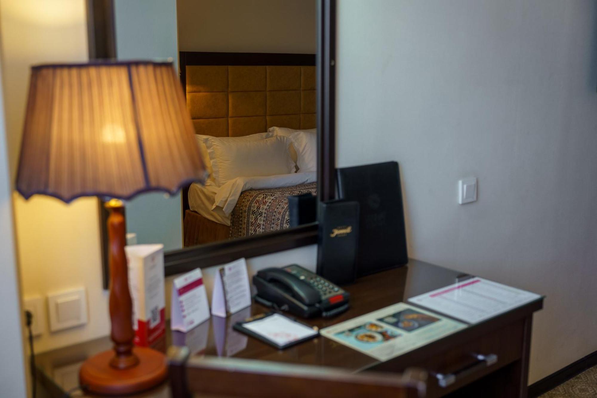 Jannat Regency Hotel Bishkek Luaran gambar
