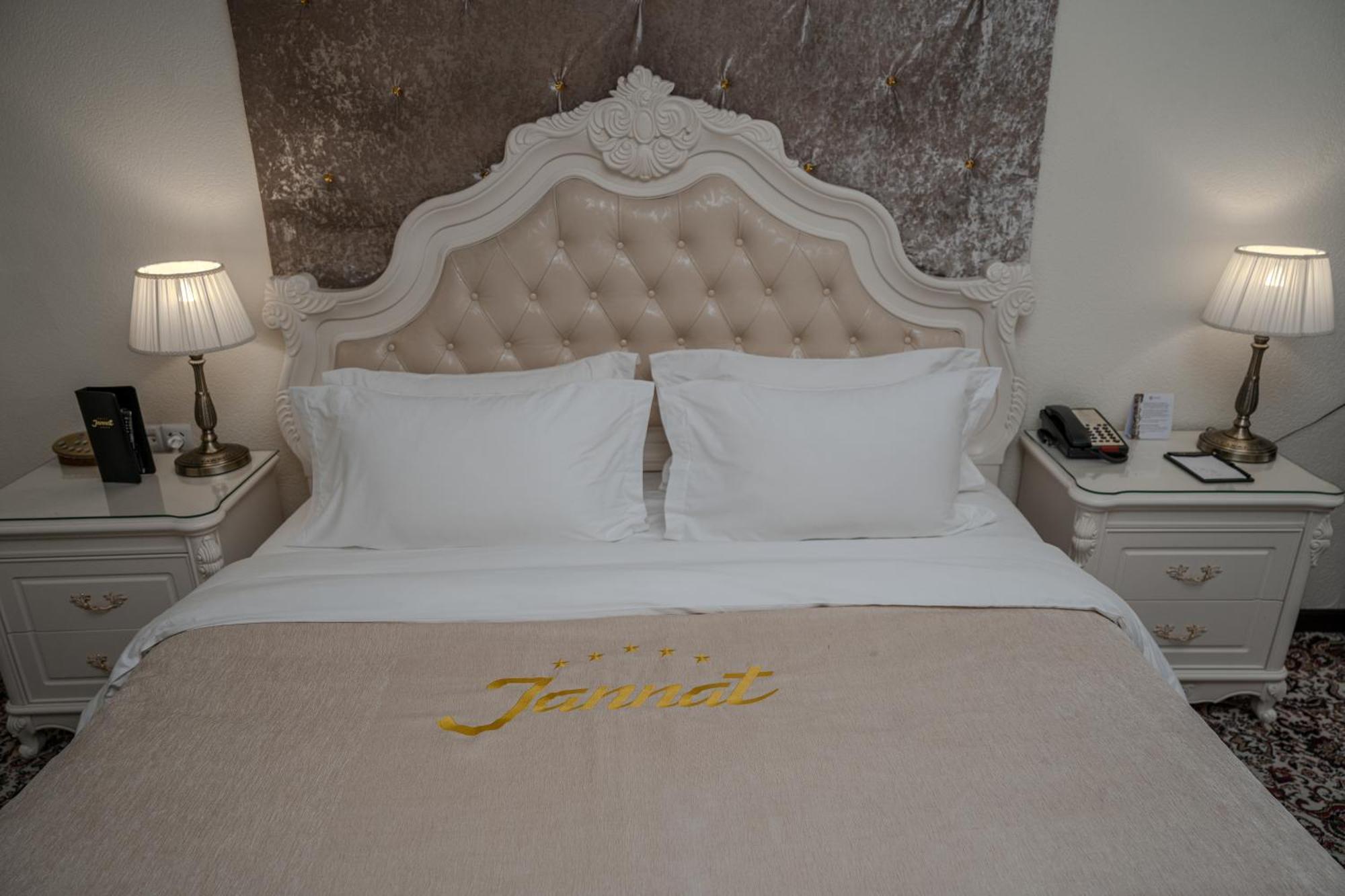 Jannat Regency Hotel Bishkek Luaran gambar