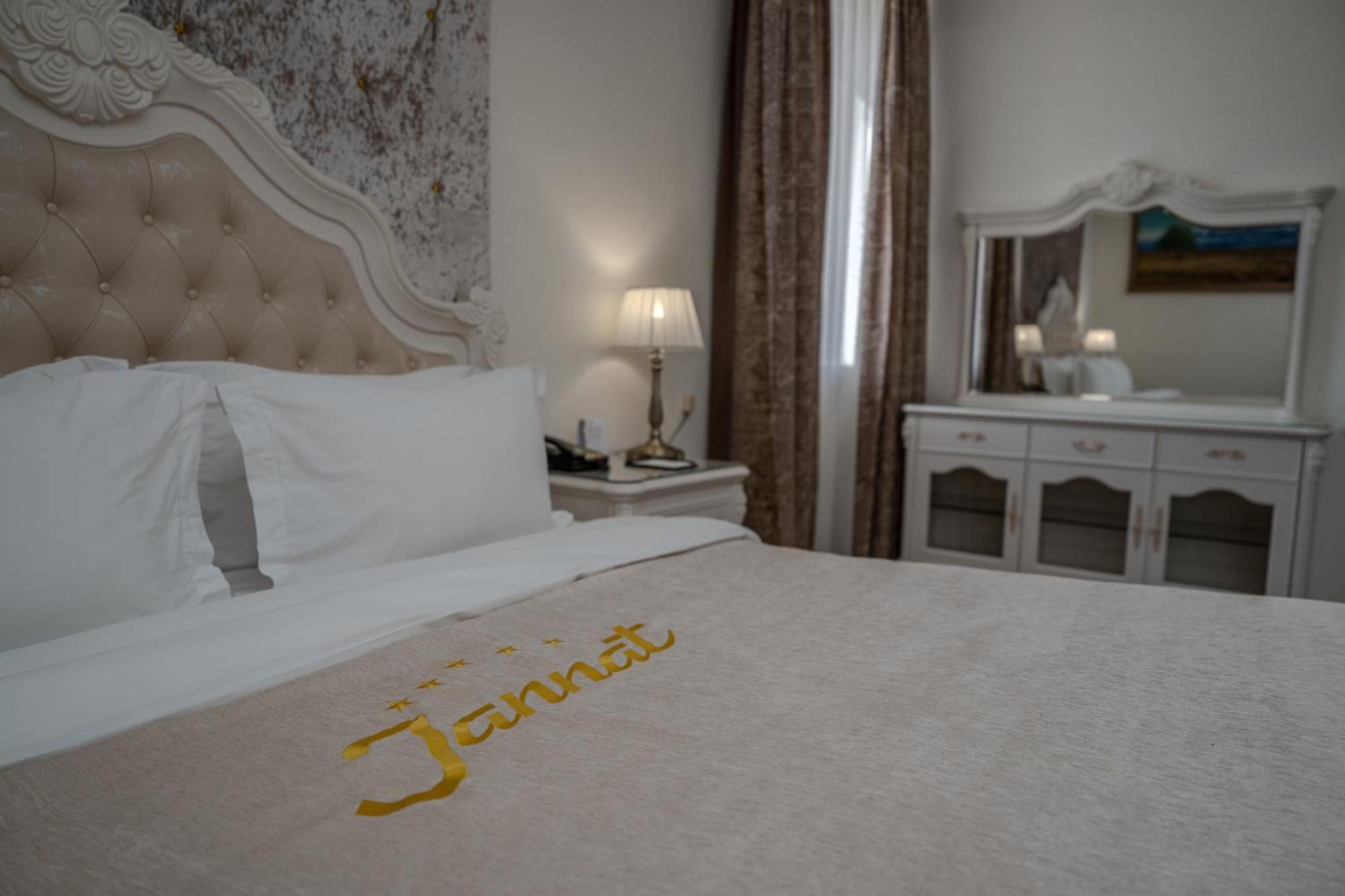 Jannat Regency Hotel Bishkek Luaran gambar
