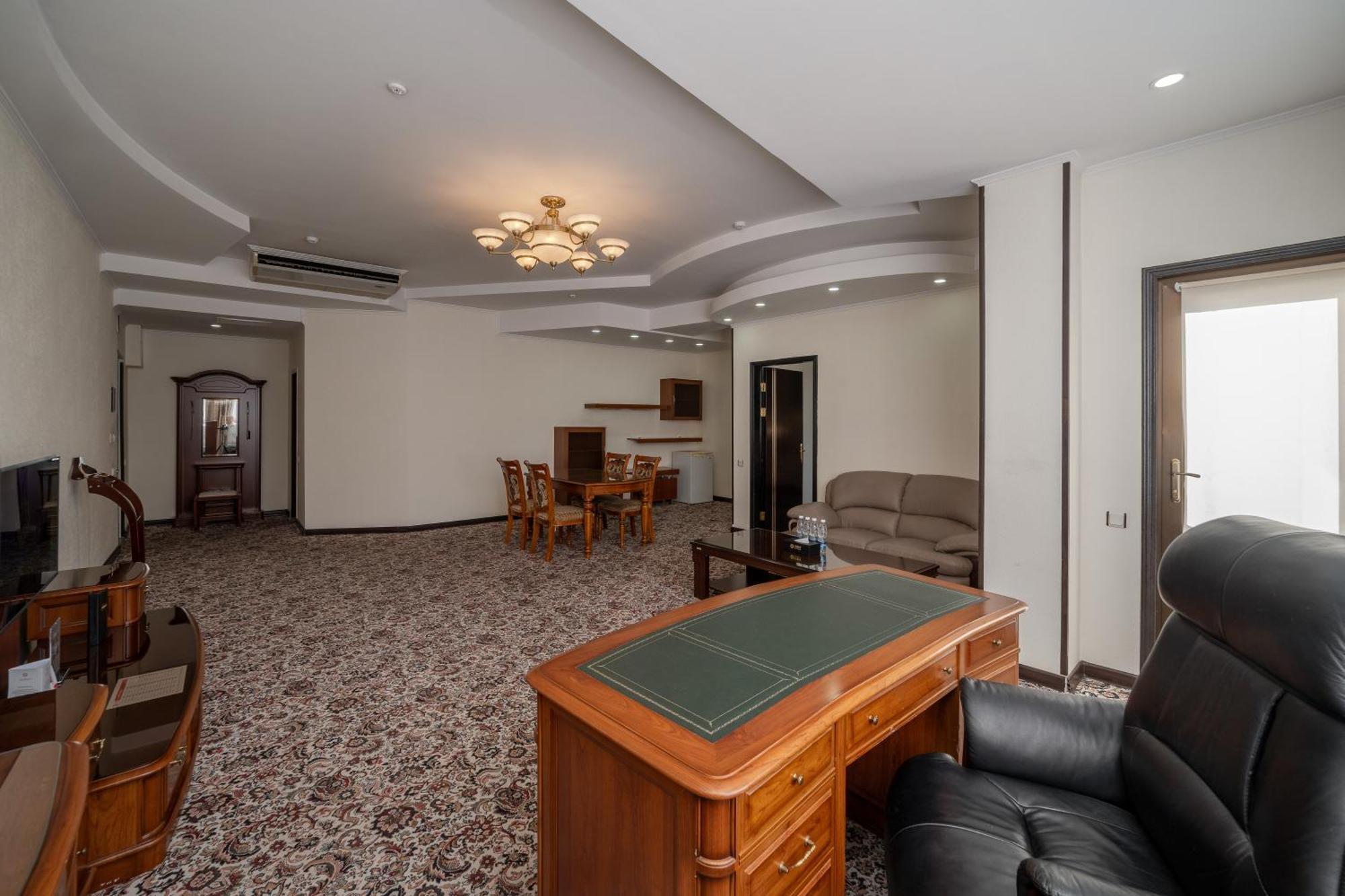 Jannat Regency Hotel Bishkek Luaran gambar
