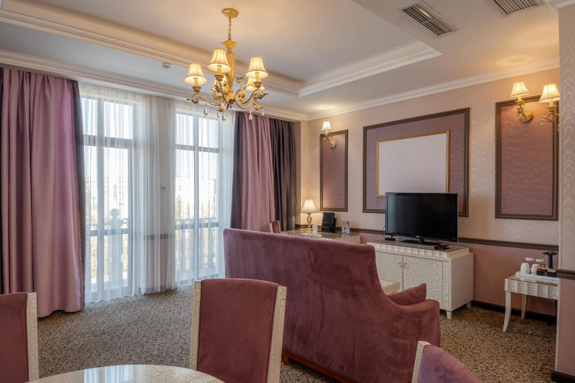 Jannat Regency Hotel Bishkek Luaran gambar