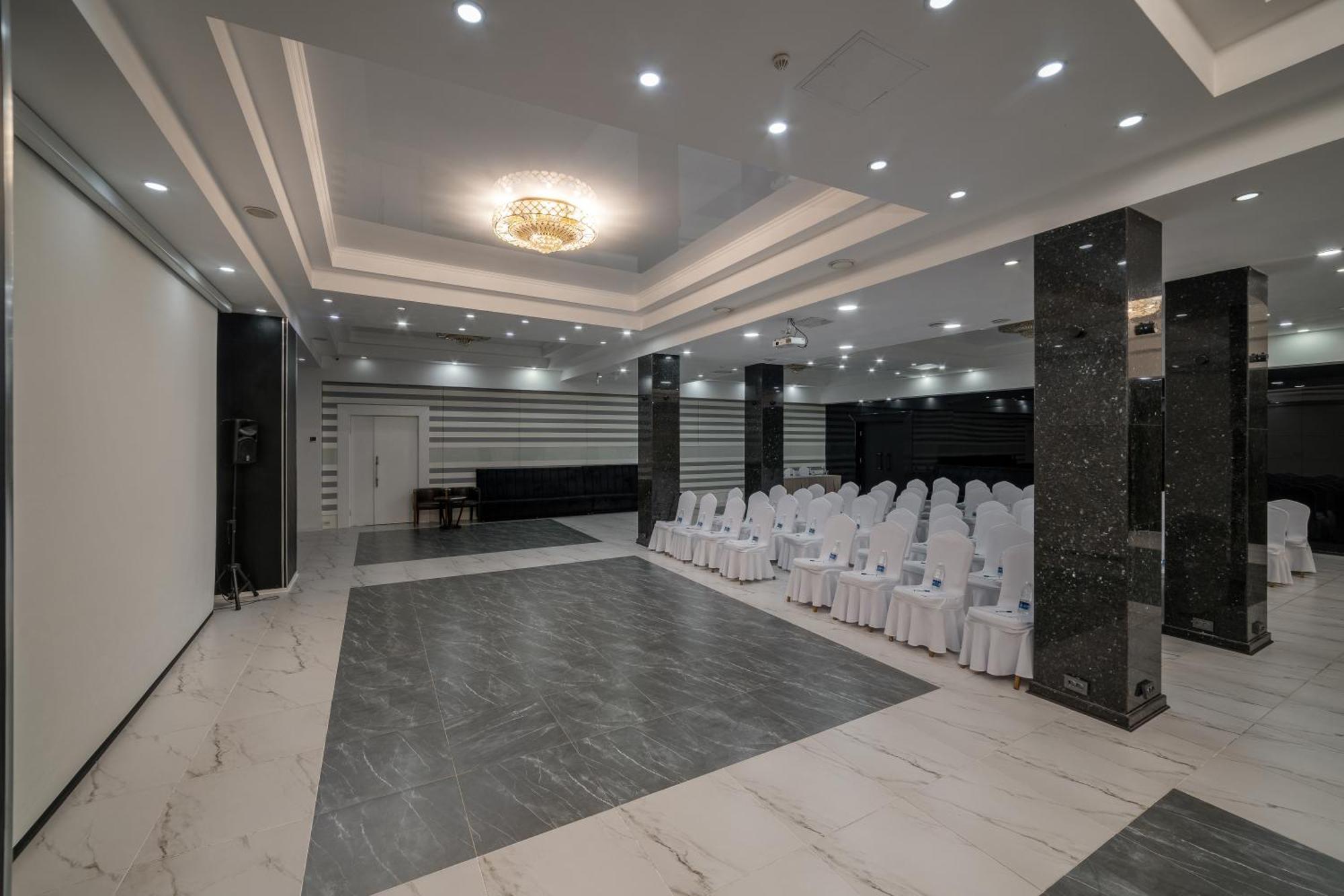 Jannat Regency Hotel Bishkek Luaran gambar