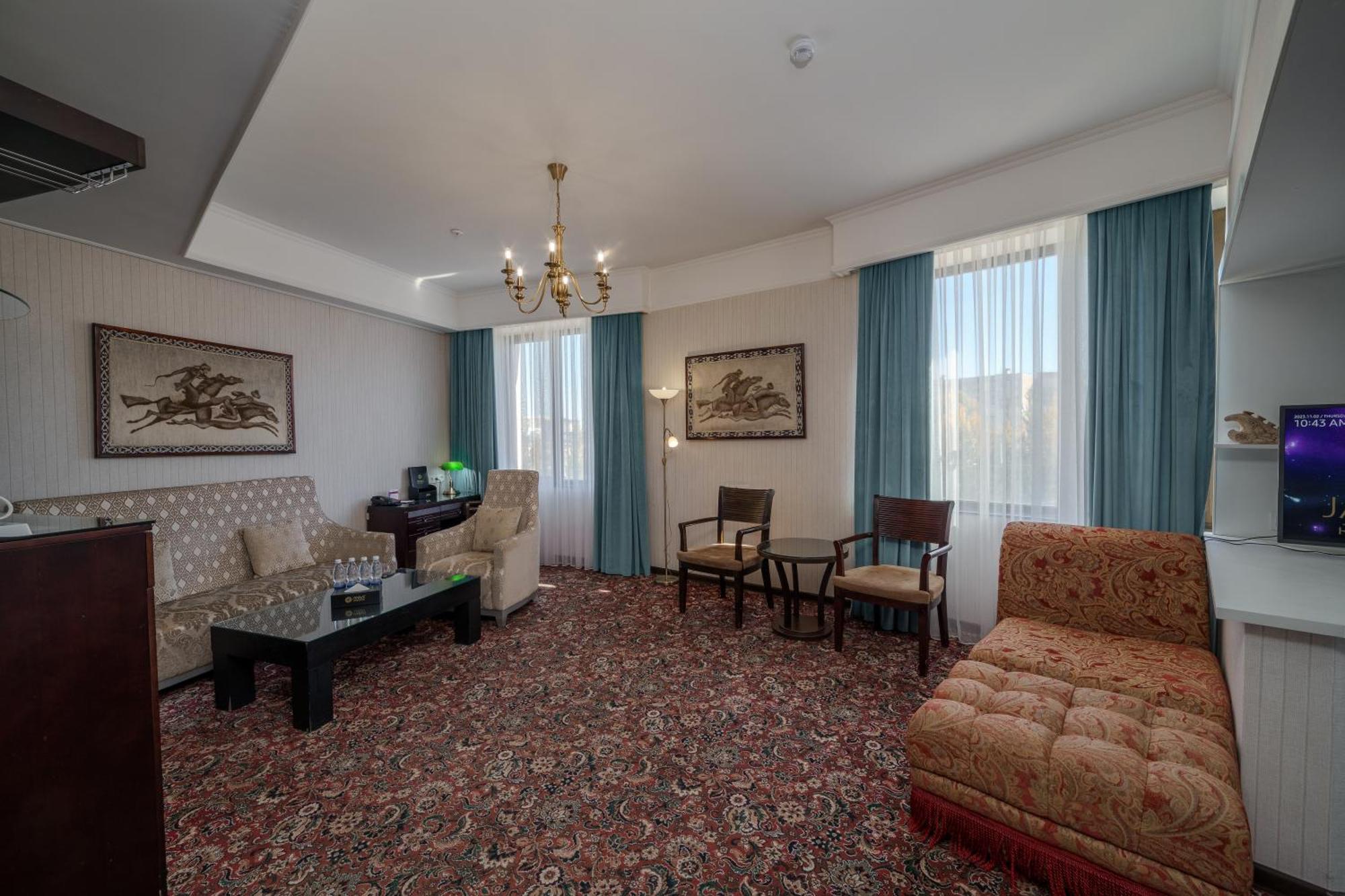 Jannat Regency Hotel Bishkek Bilik gambar