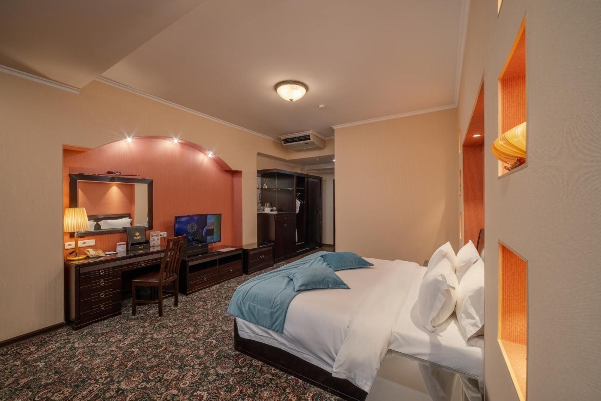 Jannat Regency Hotel Bishkek Luaran gambar