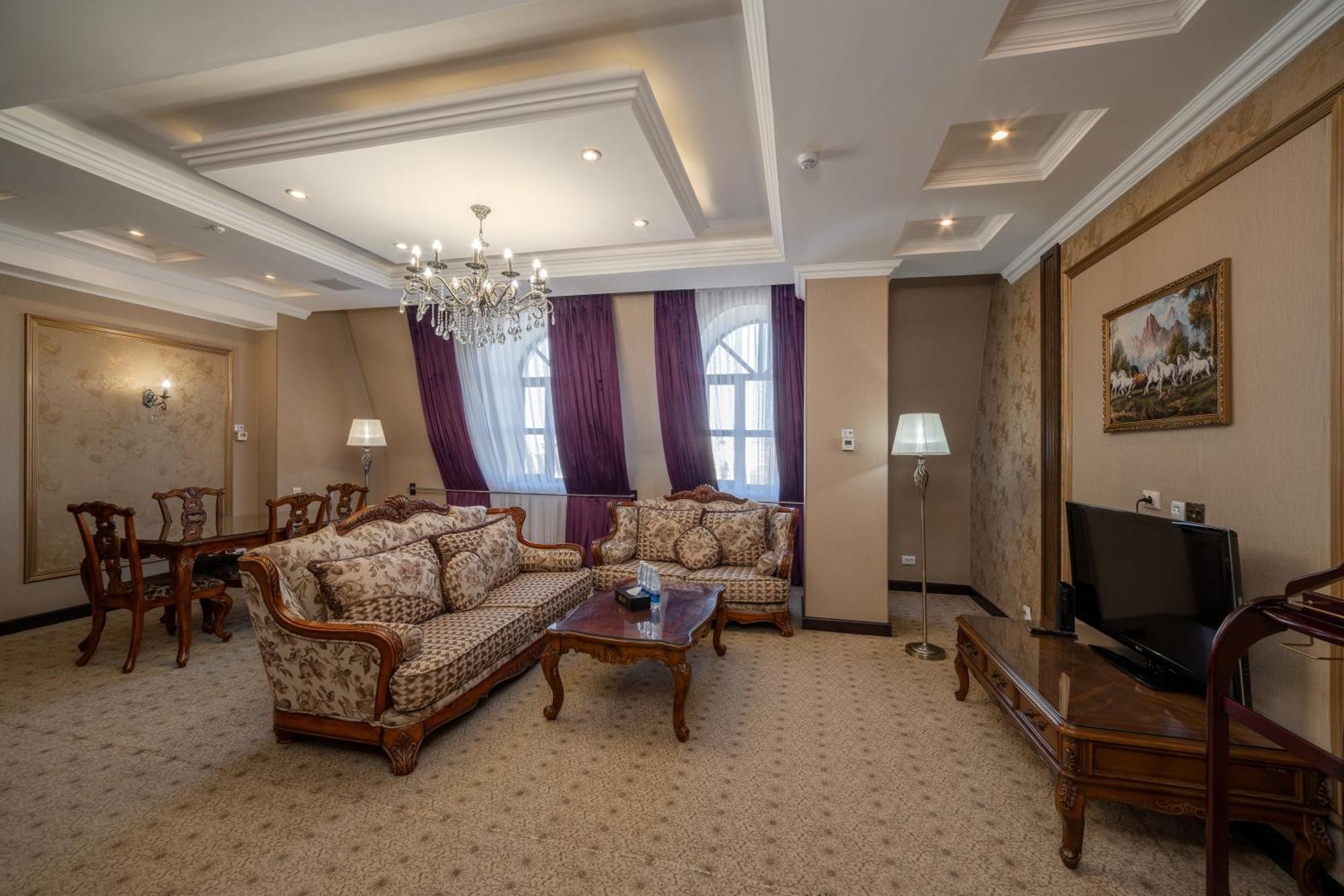 Jannat Regency Hotel Bishkek Bilik gambar