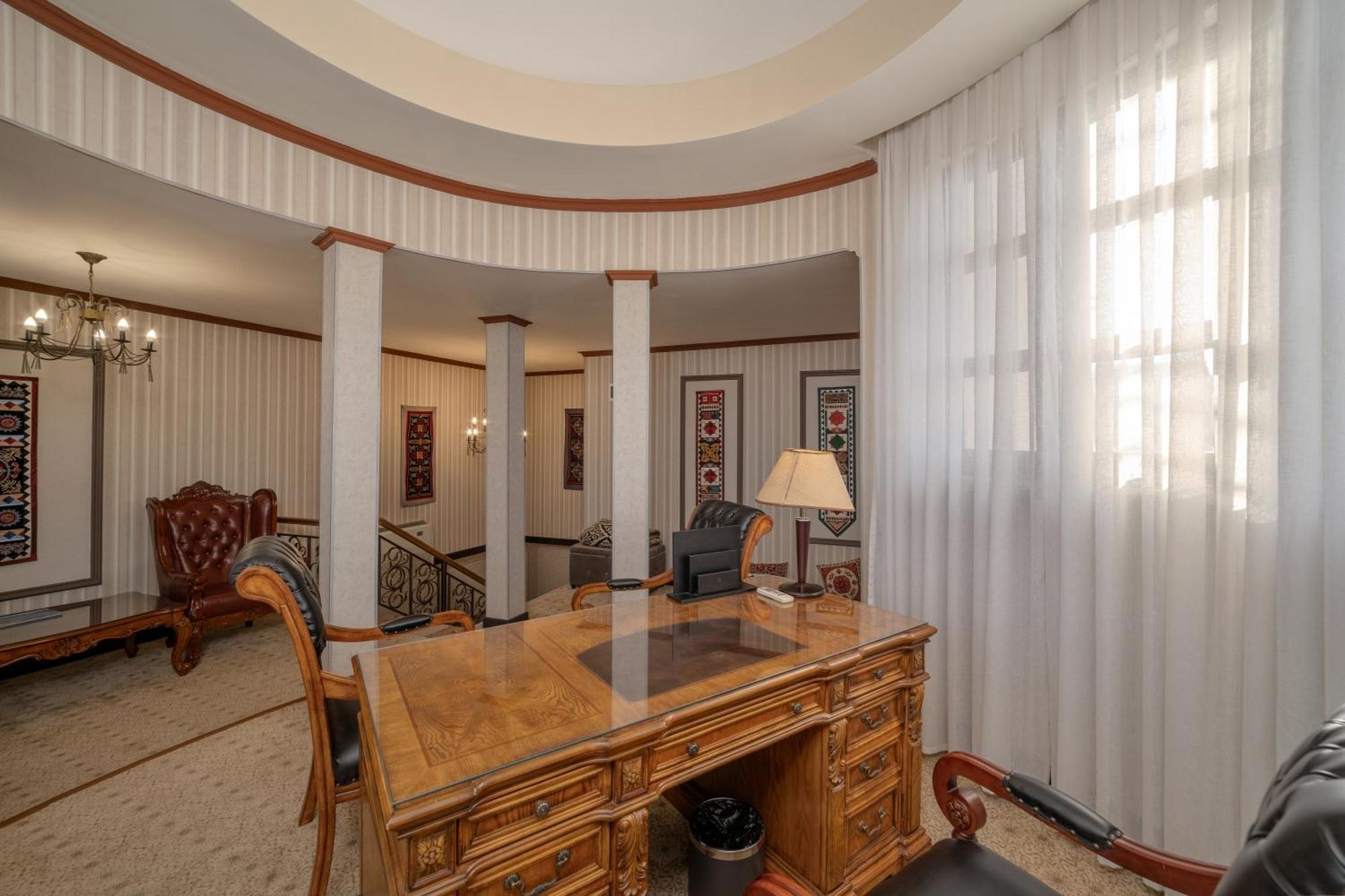 Jannat Regency Hotel Bishkek Bilik gambar